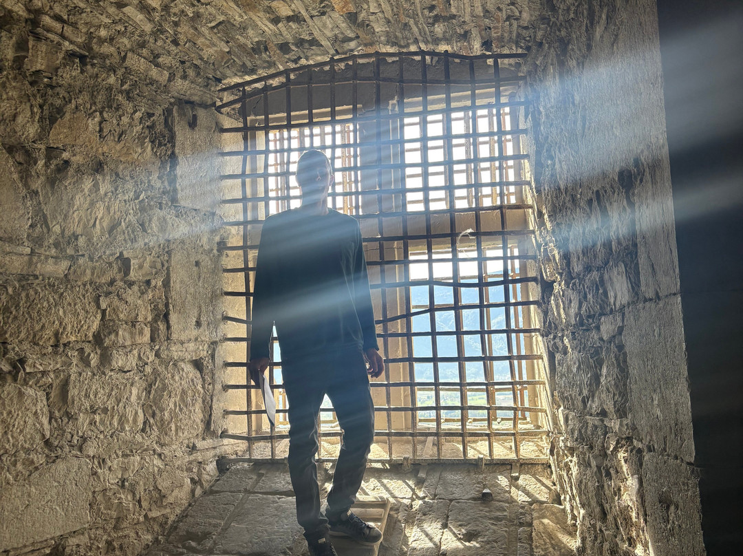 Chateau de Miolans-Saint-Pierre d Albigny必去景点