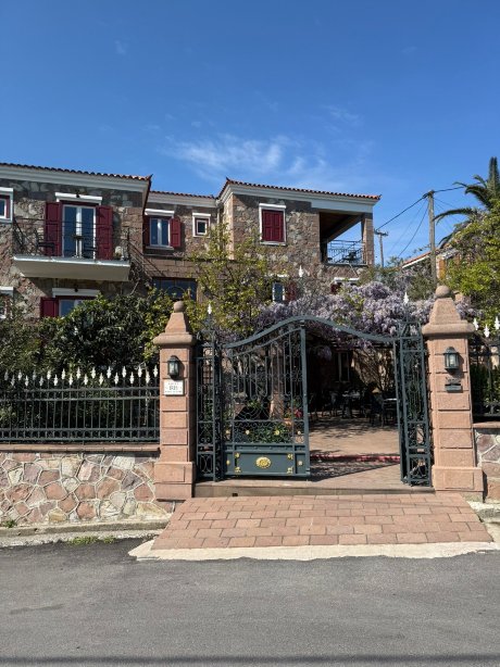 Iris Villa Hotel-旅行者