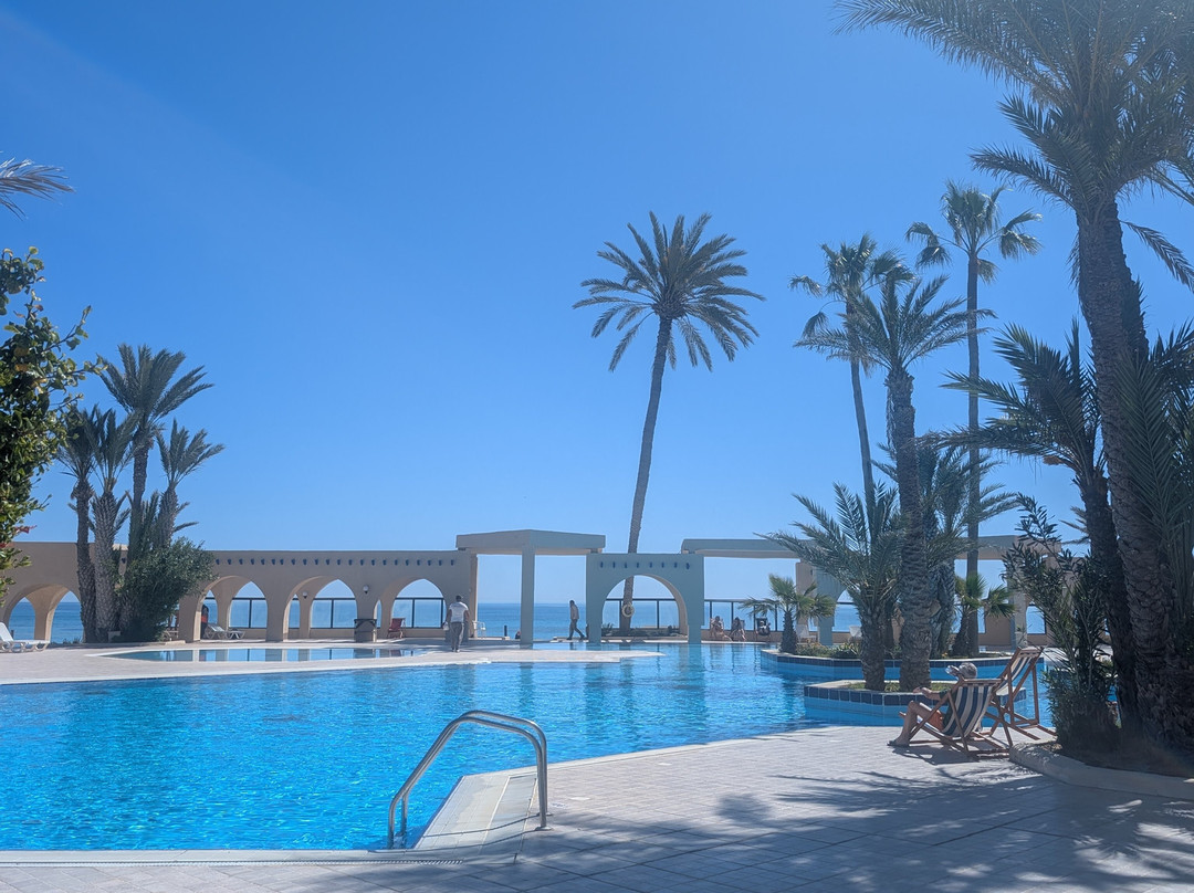 齐塔海滩度假村主图