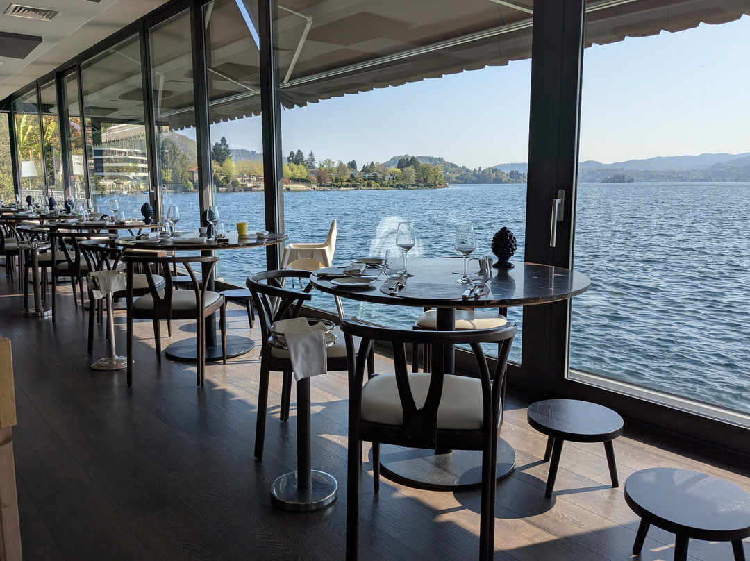 杰德维尼多酒店主图