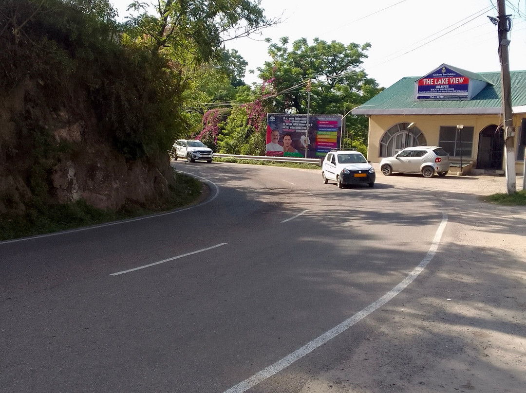 Hotel Lake View (HPTDC)主图