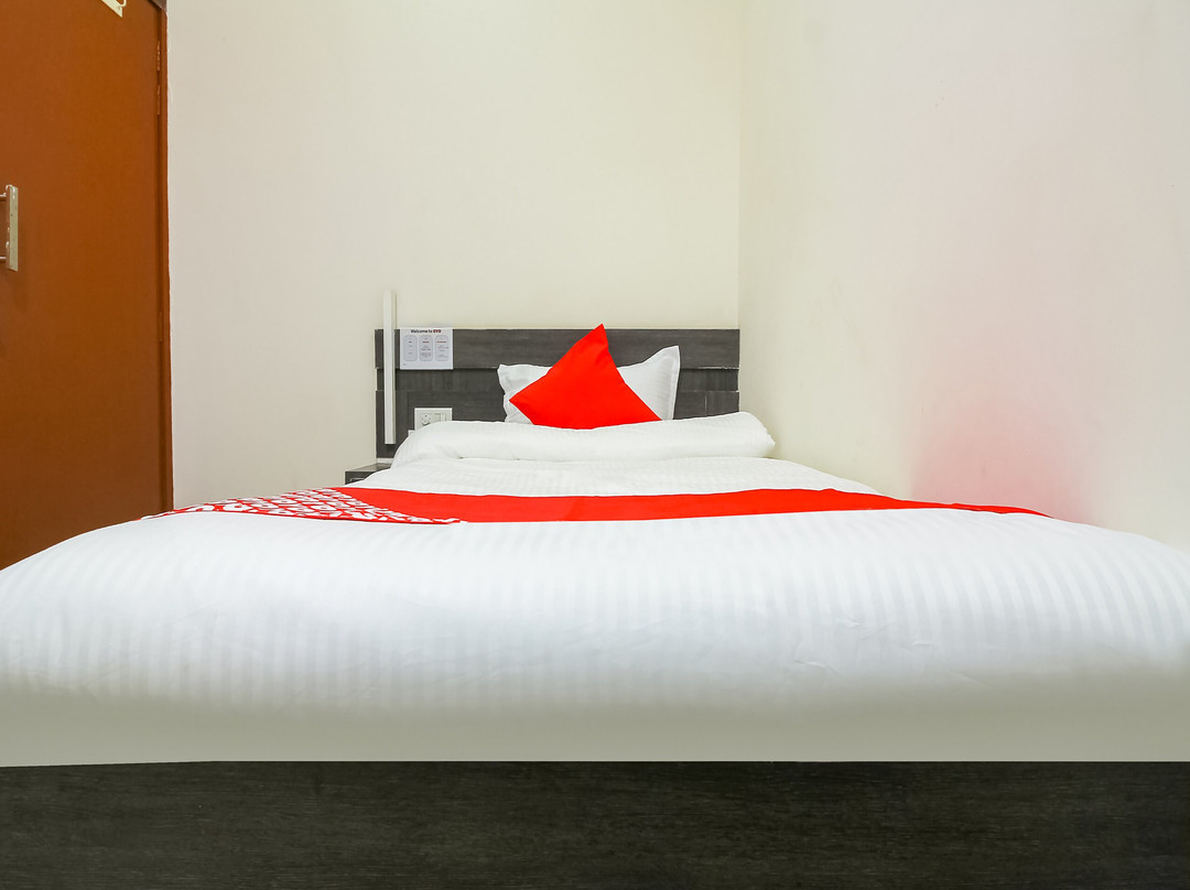 OYO Hotel Unique Inn