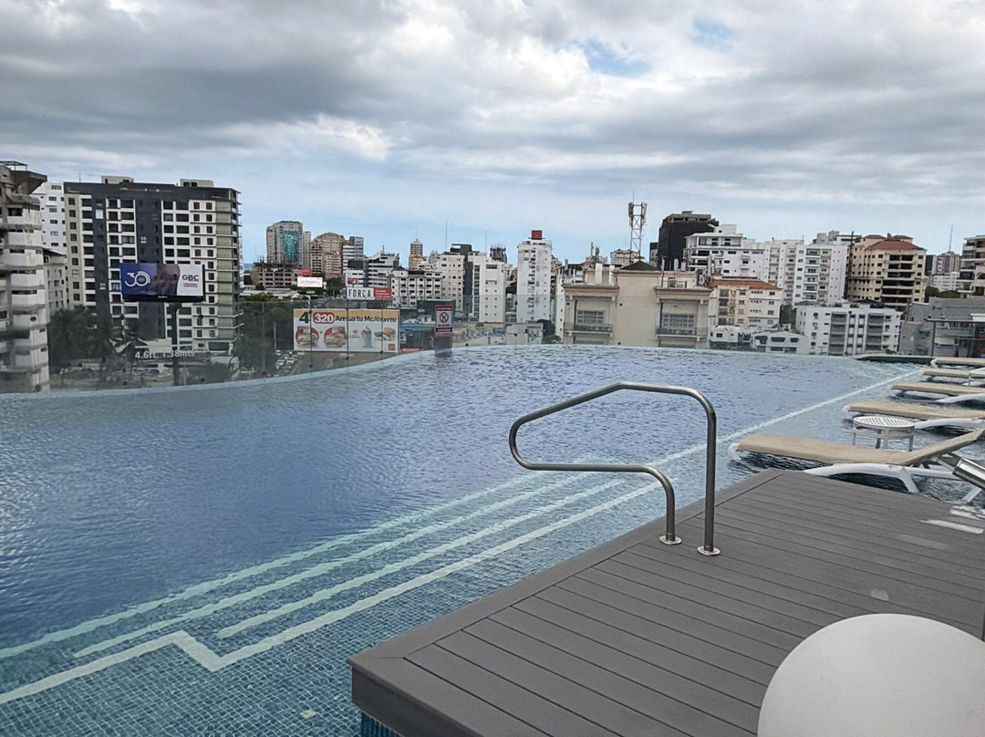 圣多明戈希尔顿安泊酒店主图