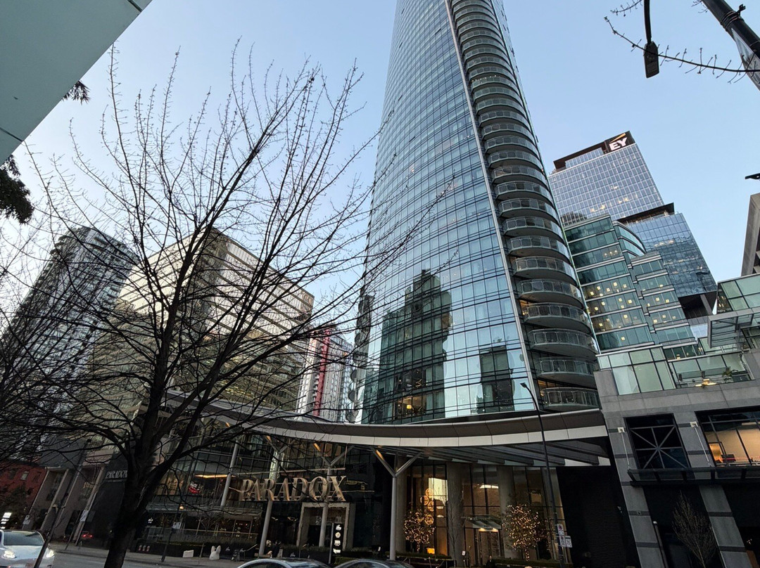 温哥华帕拉多克斯酒店主图