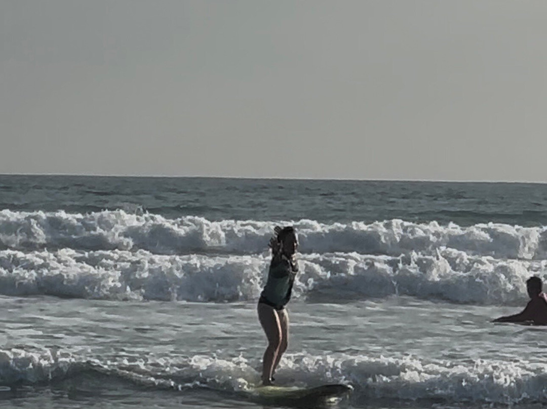 Santa Teresa Surf Lessons-圣特雷莎必去景点