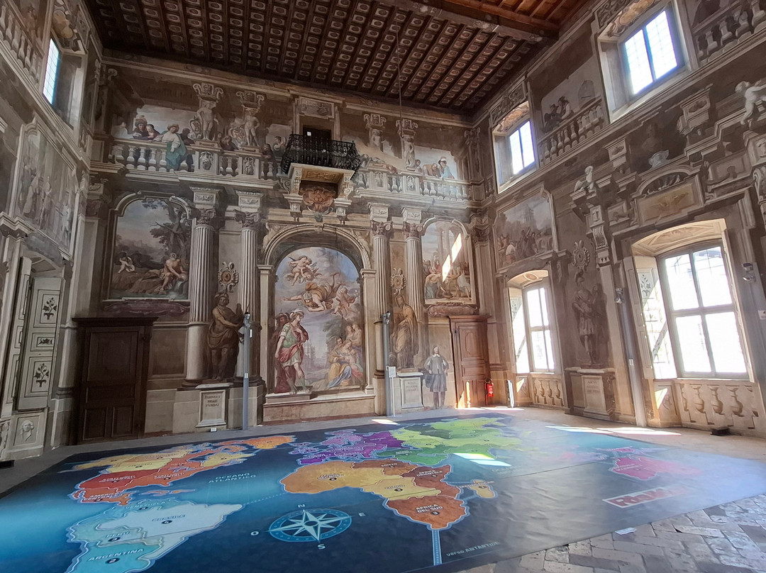 Palazzo Arese Borromeo-切萨诺马代尔诺必去景点