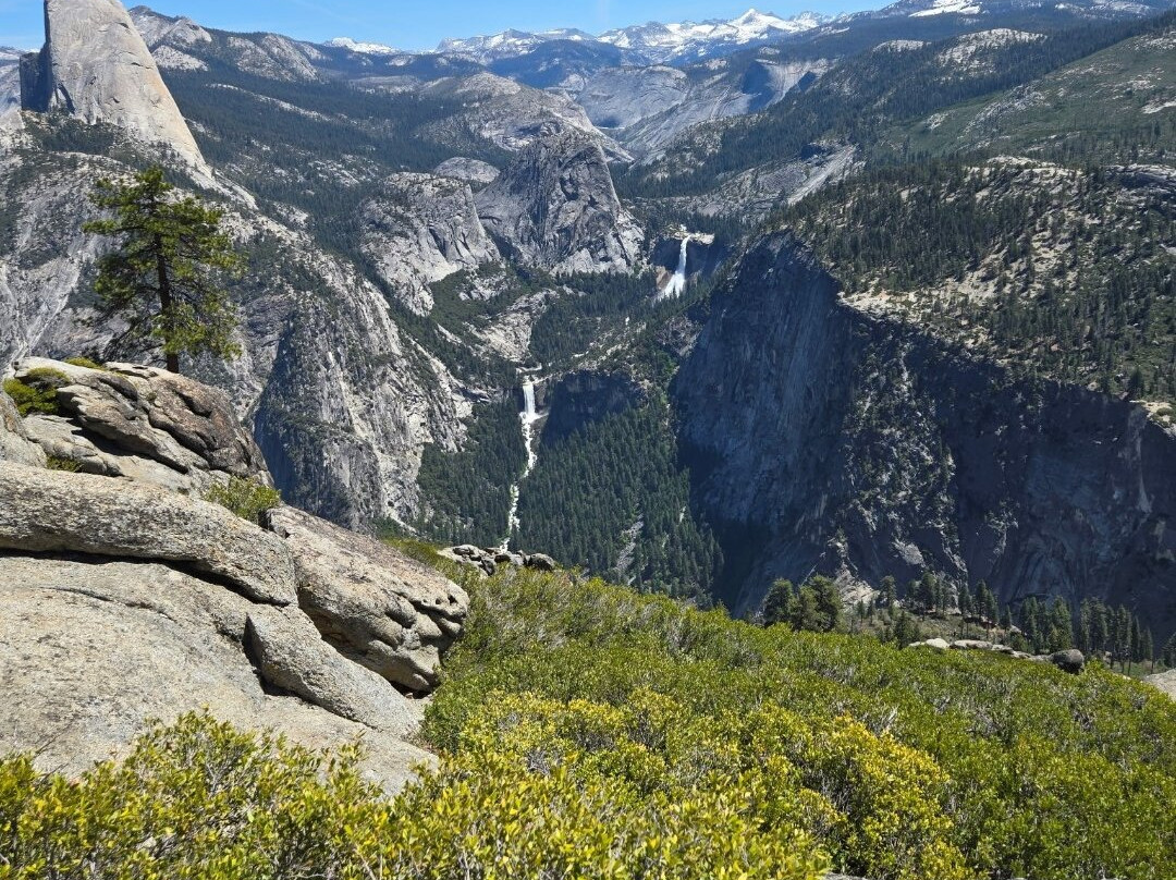 Yosemite Guide Service-格罗夫兰必去景点
