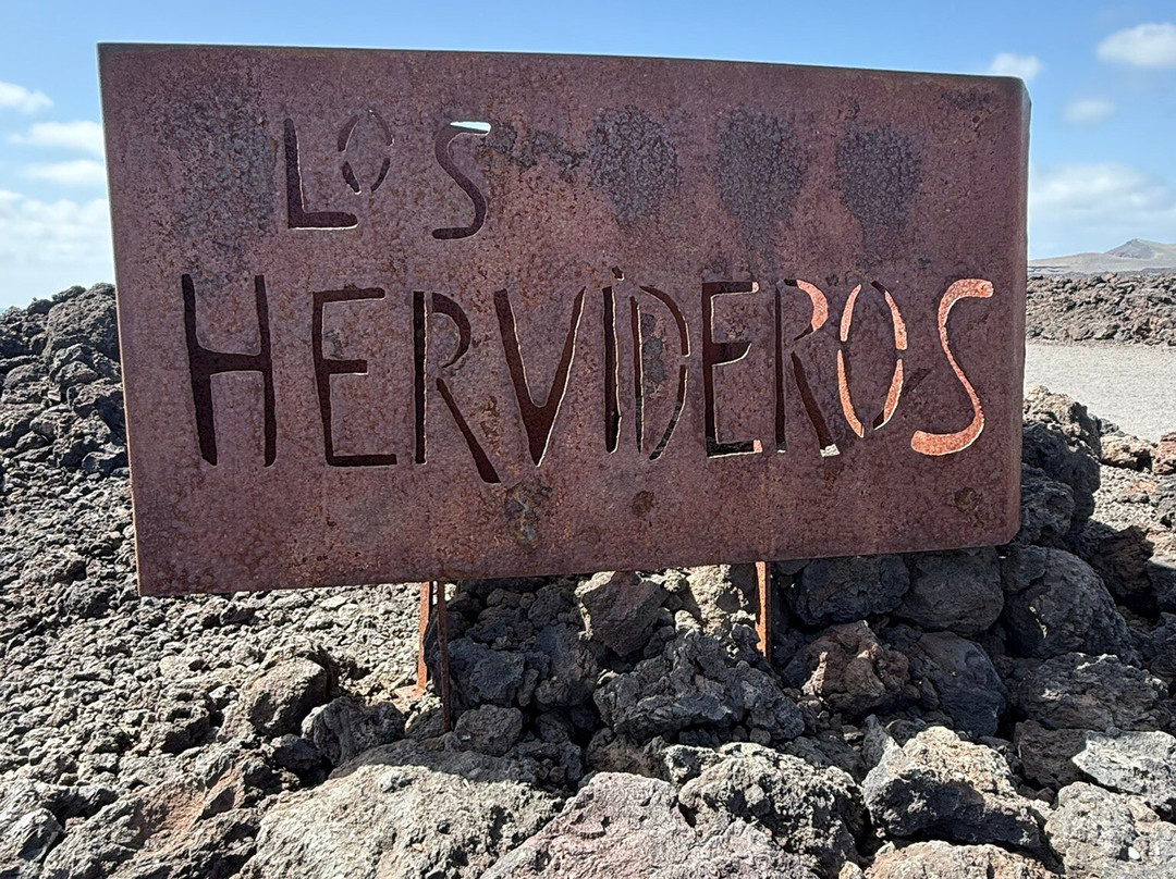 Los Hervideros-兰萨罗特必去景点