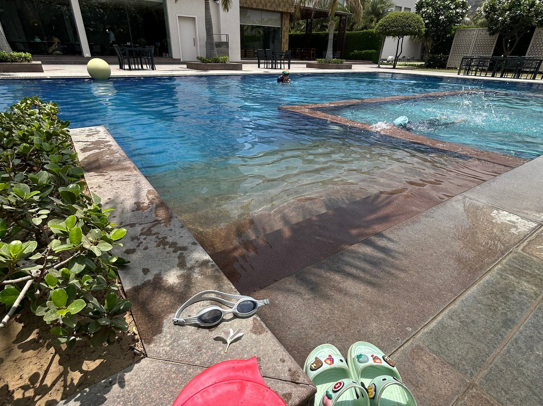 Hillcrest Hotel & Resort主图