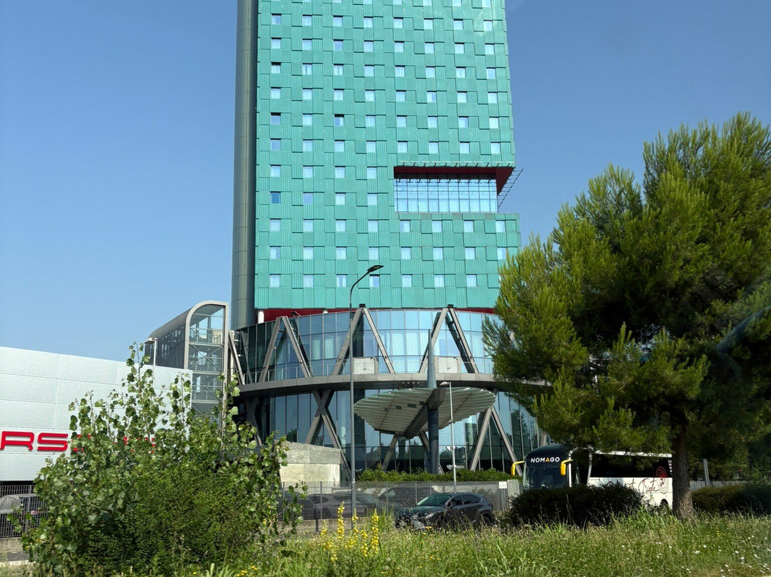 Barcelo Milan主图