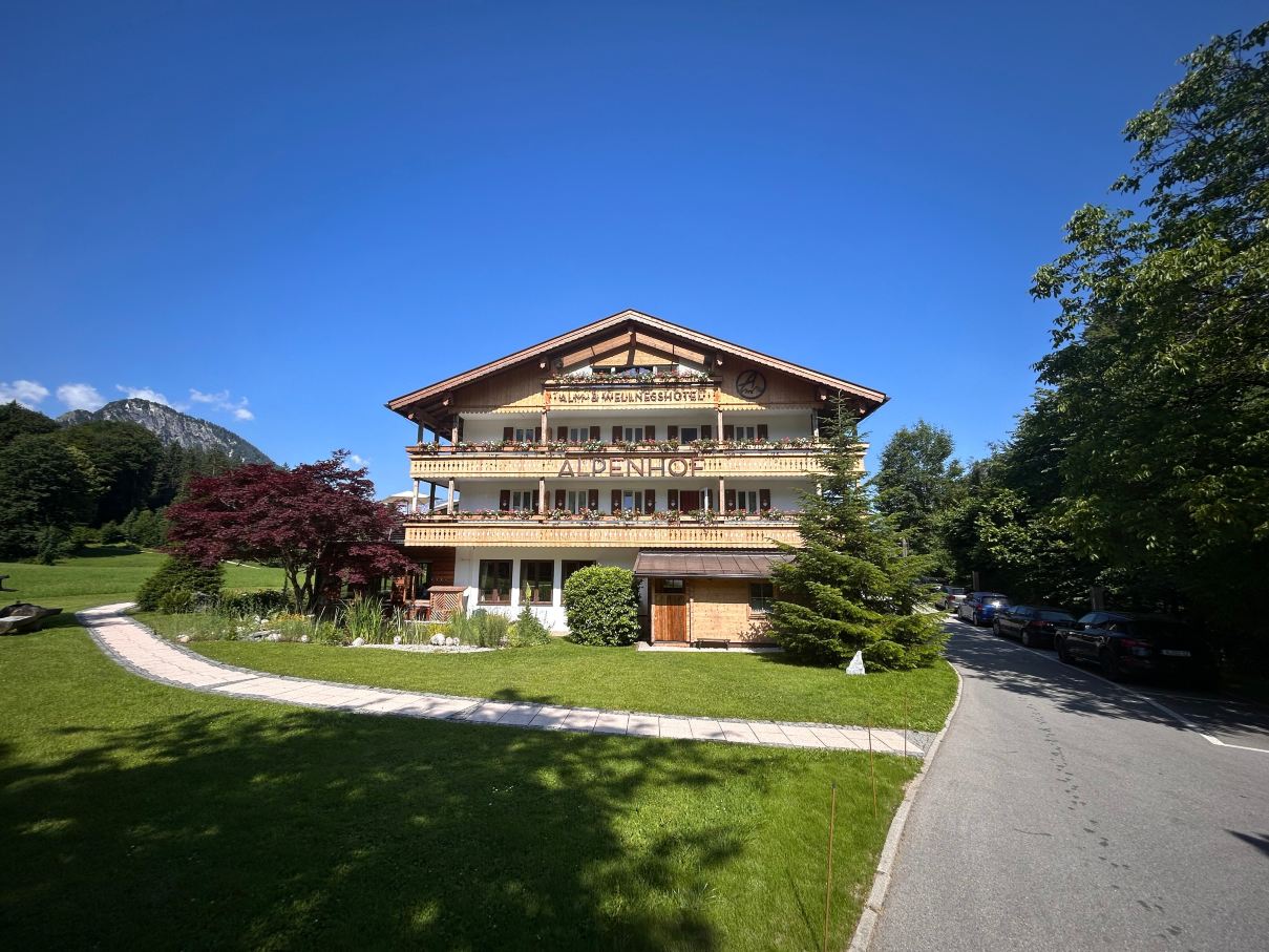 阿尔本胡夫阿尔姆健康酒店-旅行者