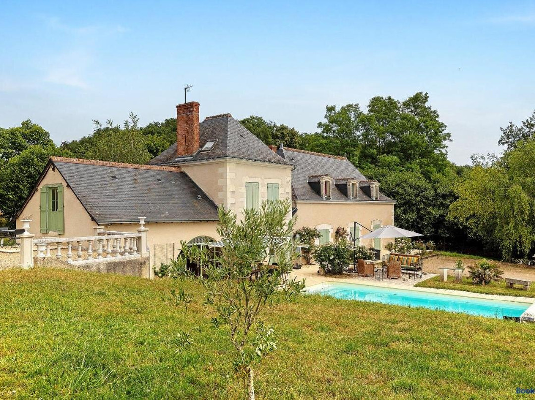 Vallieres-les-Grandes酒店住宿-Le Manoir de Pres