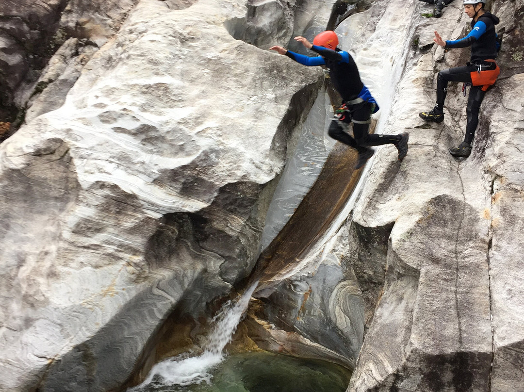 Estcalade-canyon-Gudo必去景点