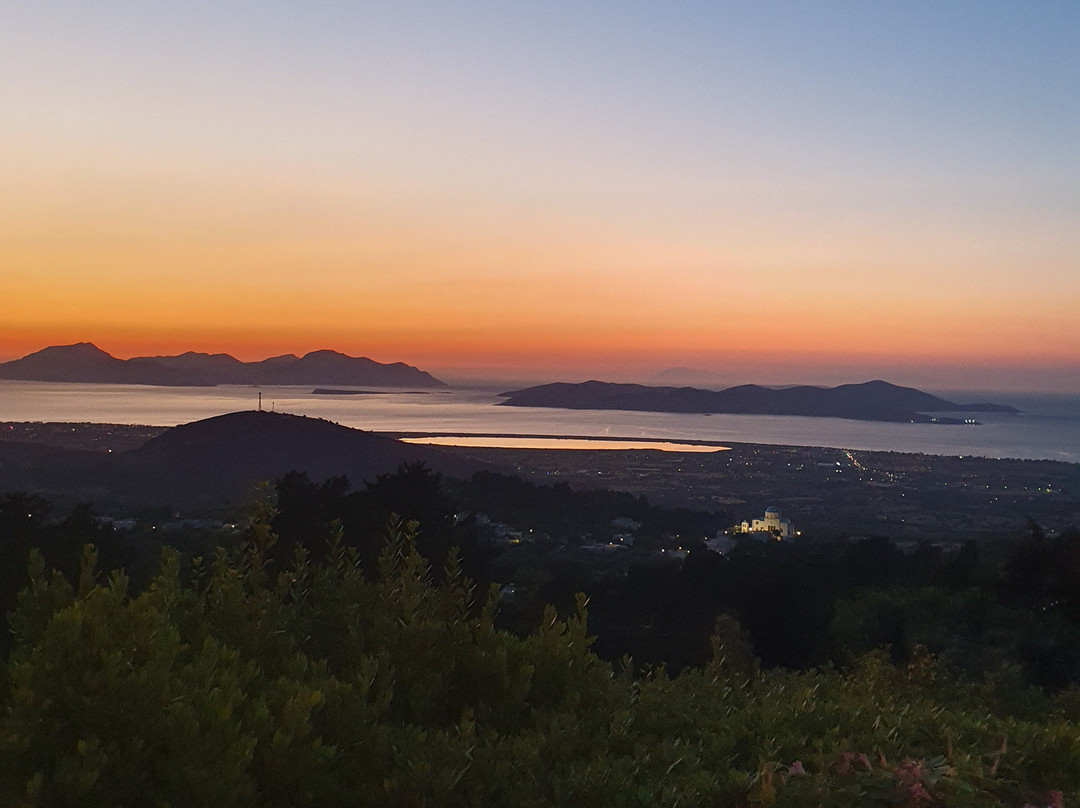 Zia Sunset Balcony View Point-Zia必去景点