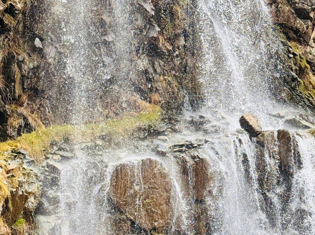 Drung Waterfall-贡马必去景点