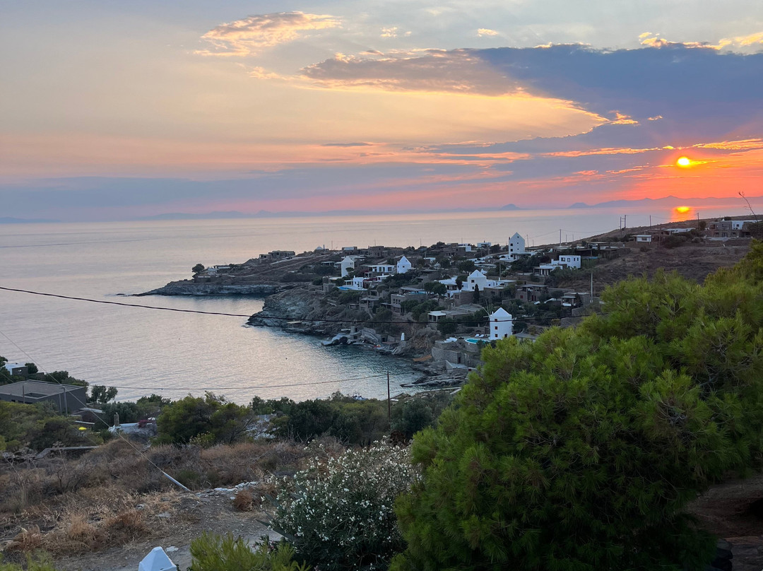 Zen Blue Mills in Kea - Red Suite主图