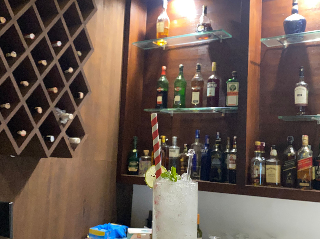 索尔迪西端高级酒店主图