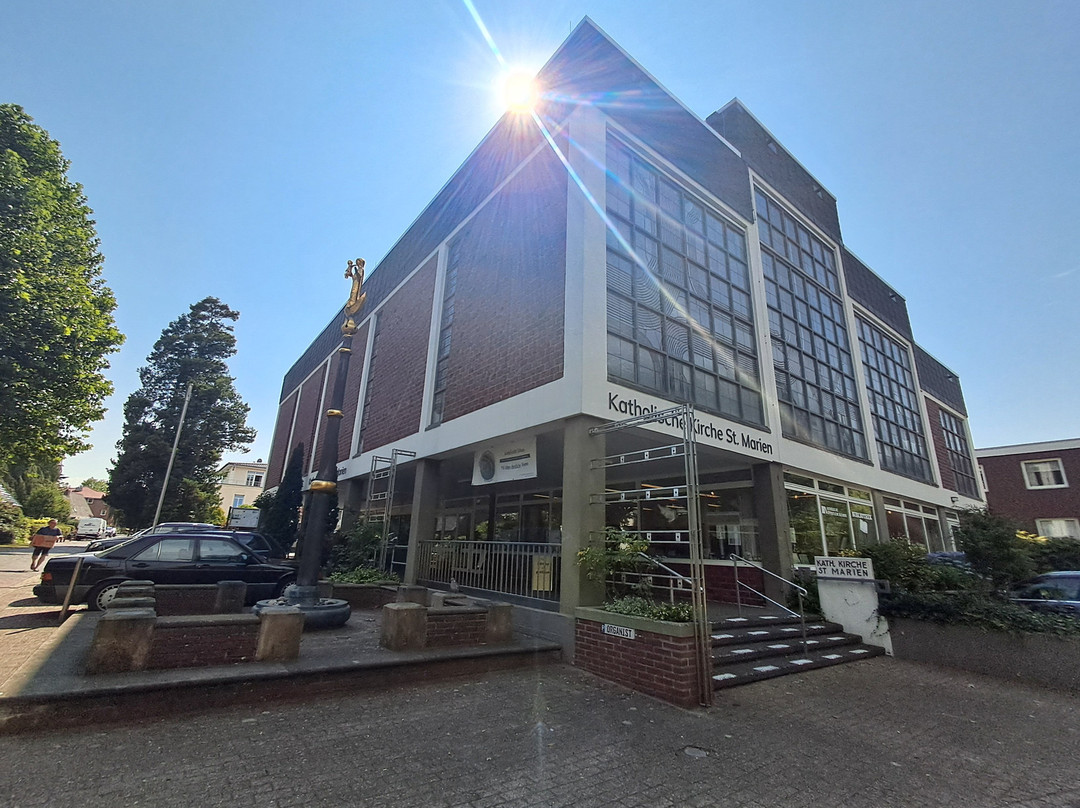 Kirche St. Marien-Bad Zwischenahn必去景点