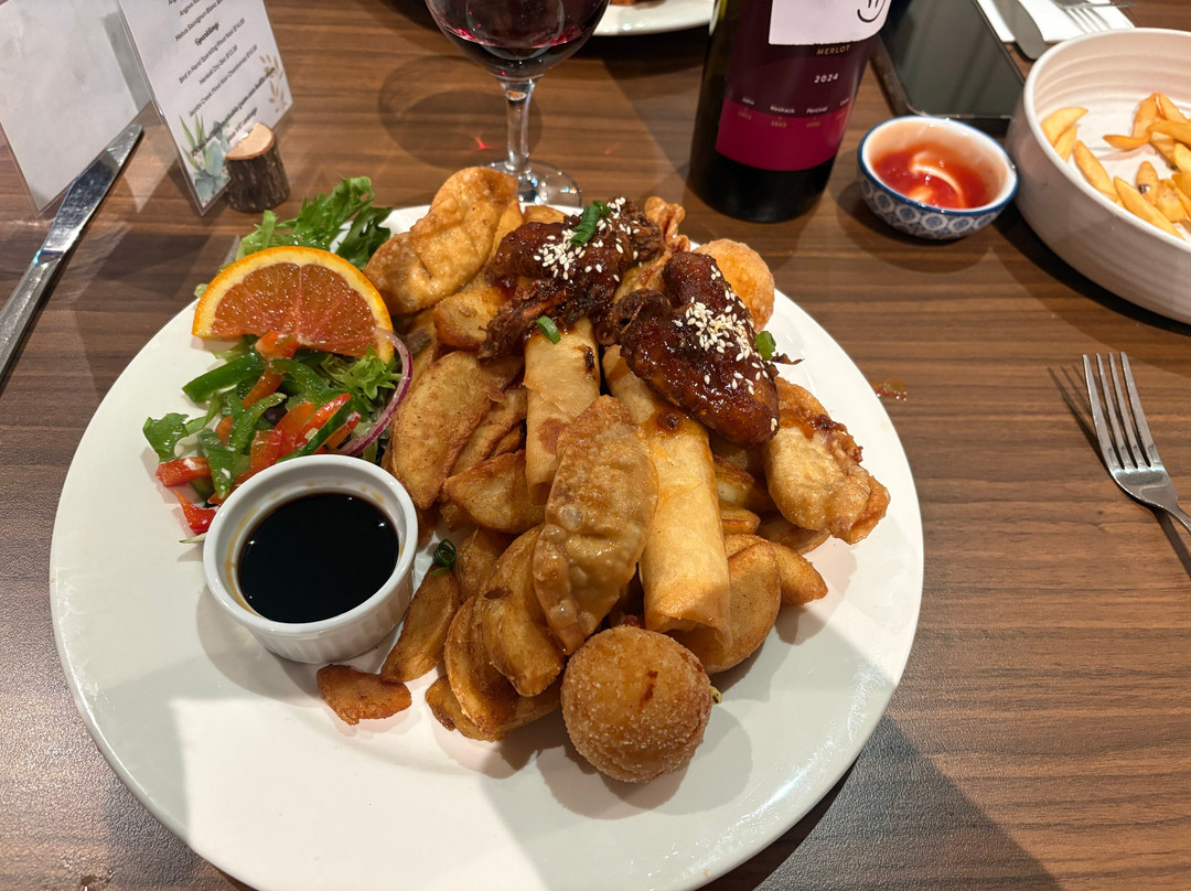 Austral Inn Hotel主图