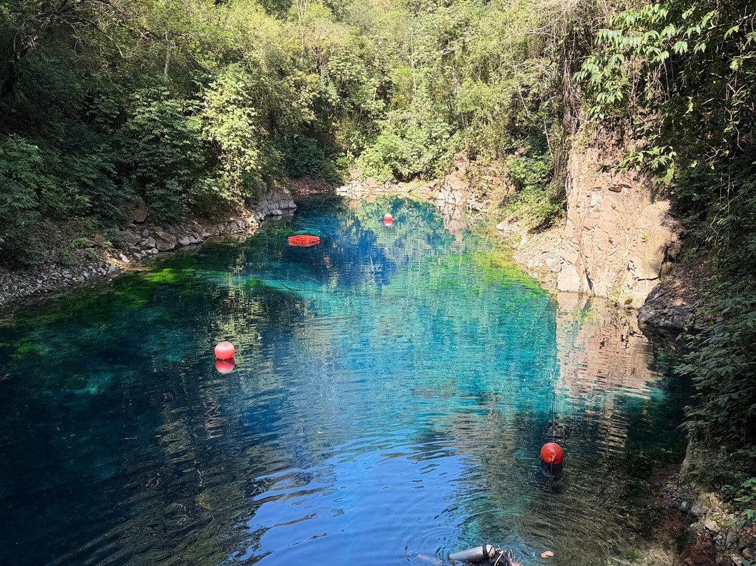 Lagoa Misteriosa-雅尔丁必去景点