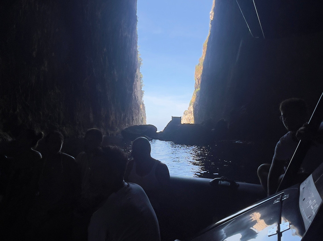 Boat Trip Vlore-夫罗勒必去景点