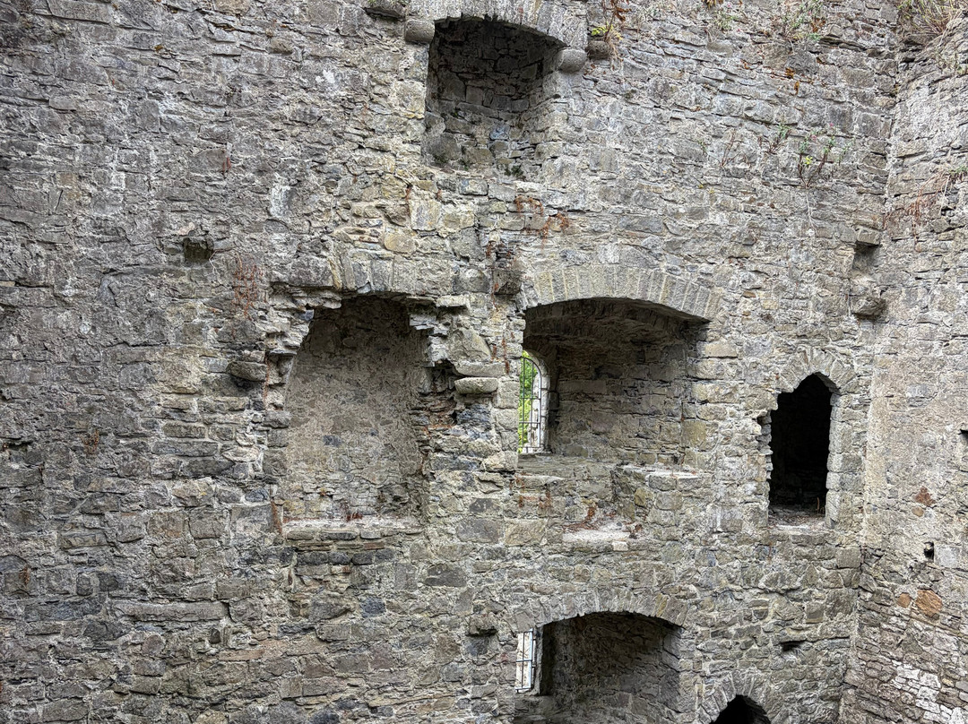 Oystermouth Castle-Mumbles必去景点