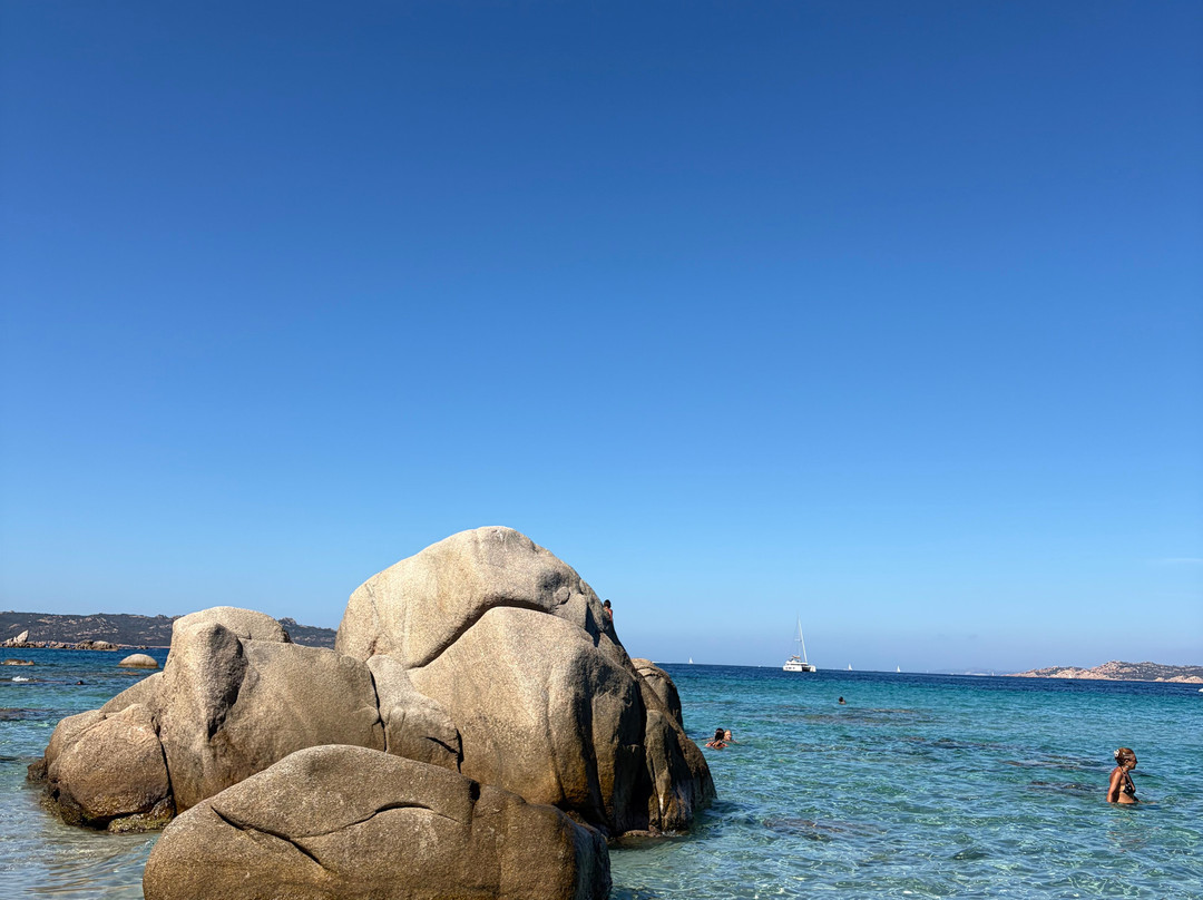 Spiaggia Bassa Trinita-拉马达莱娜必去景点