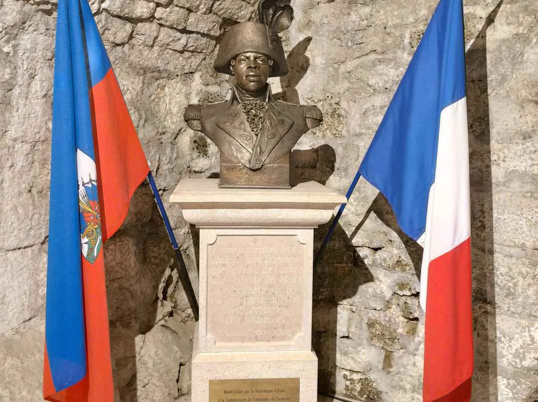 Chateau de Joux-La Cluse-et-Mijoux必去景点