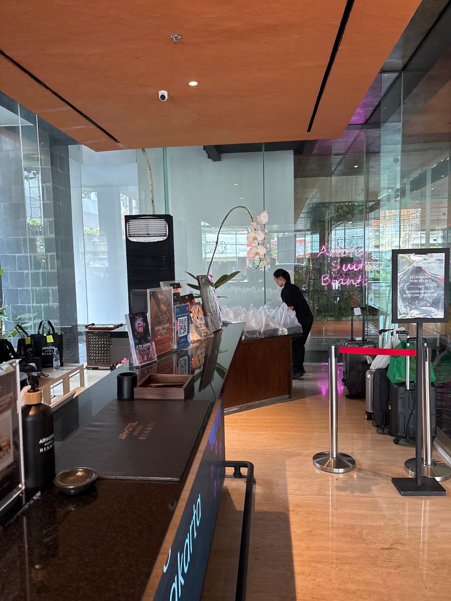 日惹比安蒂阿托特尔套房酒店-旅行者