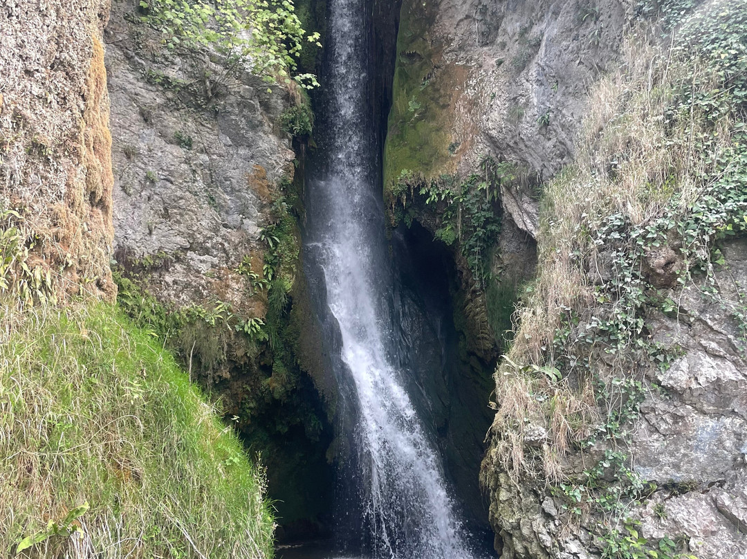 Dyserth Waterfall-Dyserth必去景点