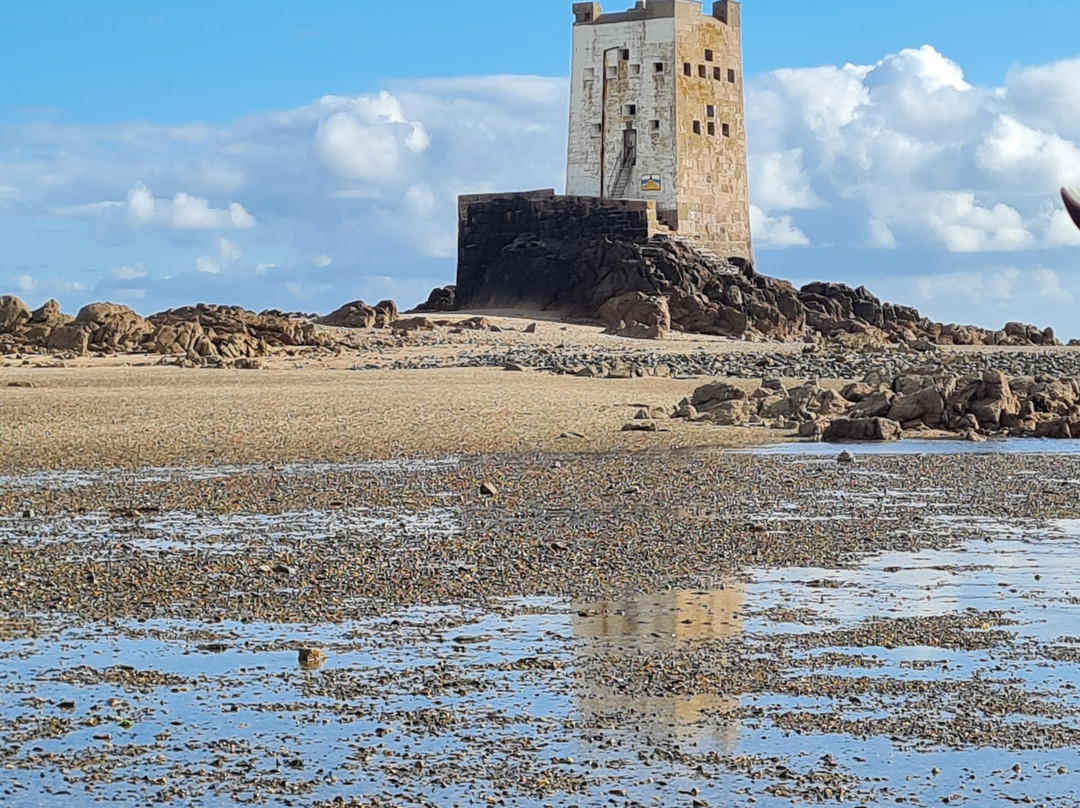 Jersey Walk Adventures-St. Helier必去景点