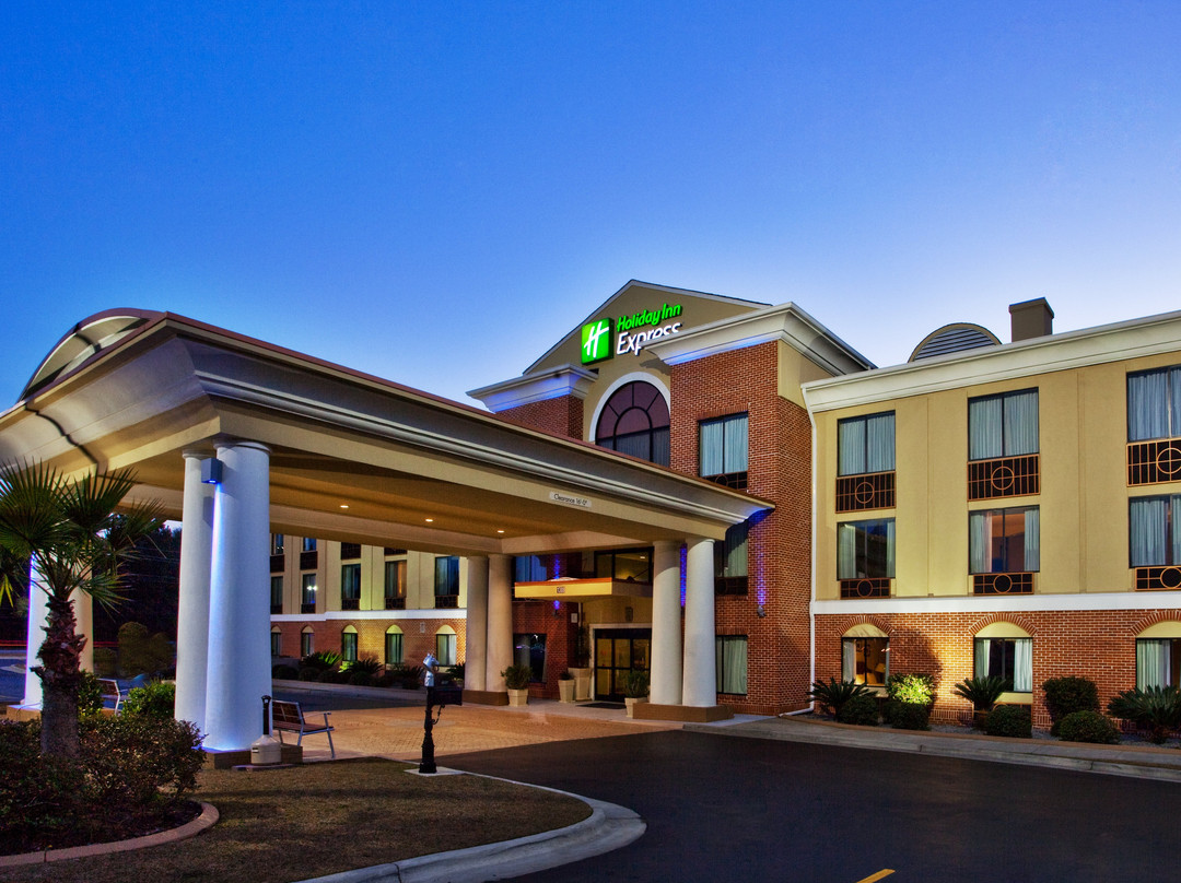 Holiday Inn Express & Suites Hinesville East - Fort Stewart By IHG主图