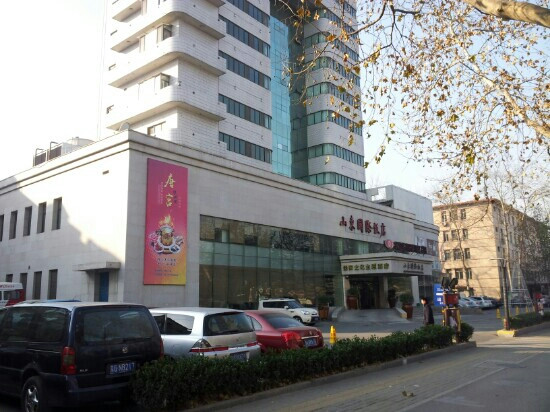 山东国际饭店（济南泉城广场大明湖店）主图
