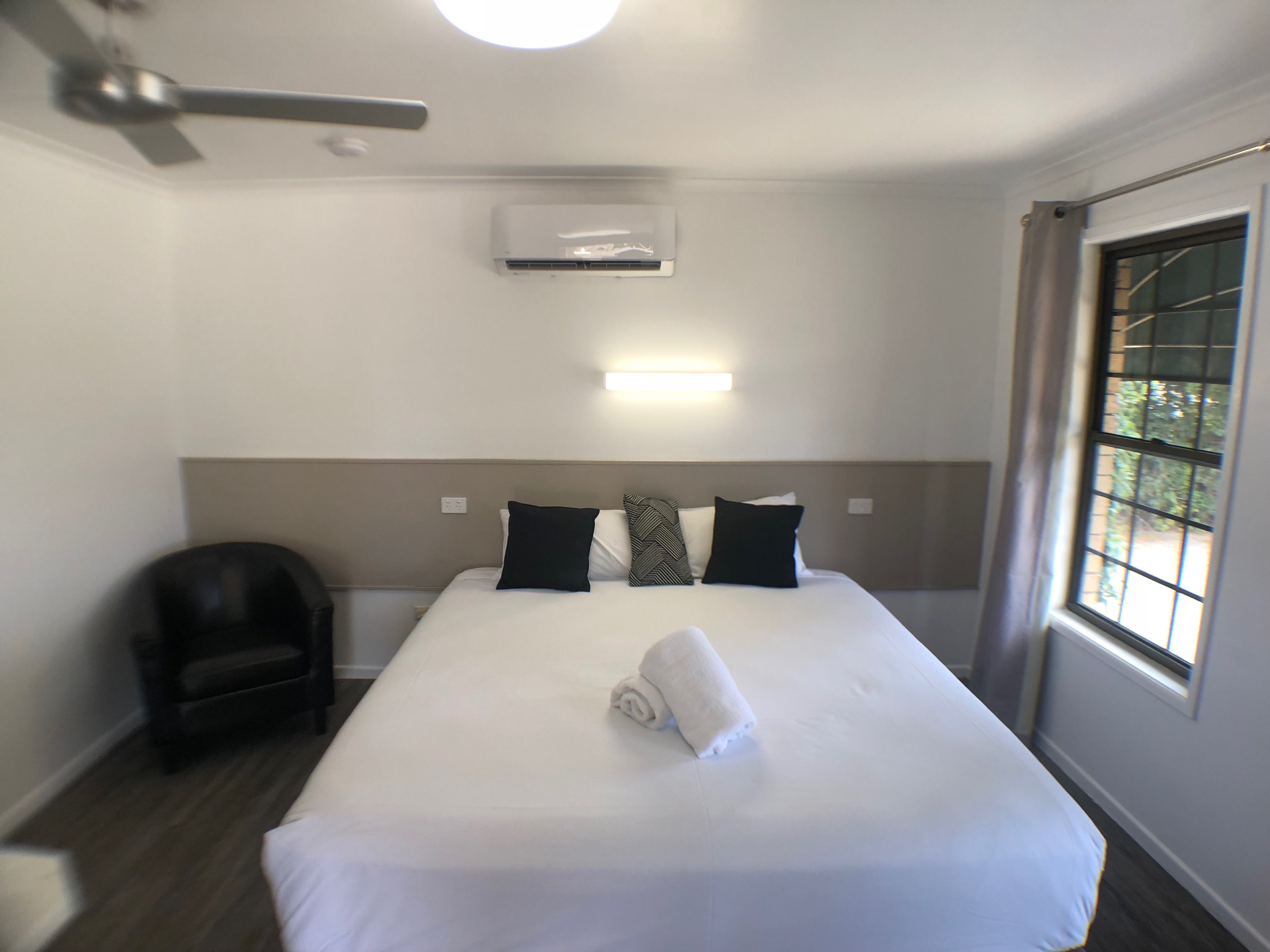 Jacaranda Place Motor Inn-官方