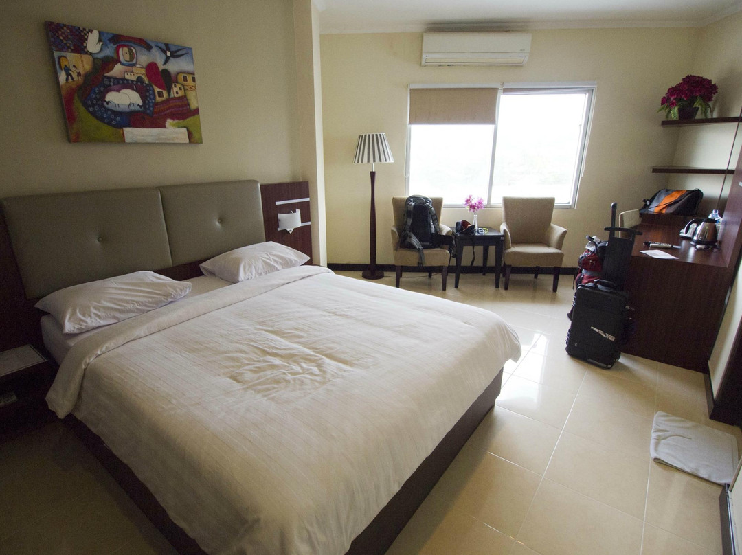 索龙酒店住宿-皇家曼伯拉莫酒店