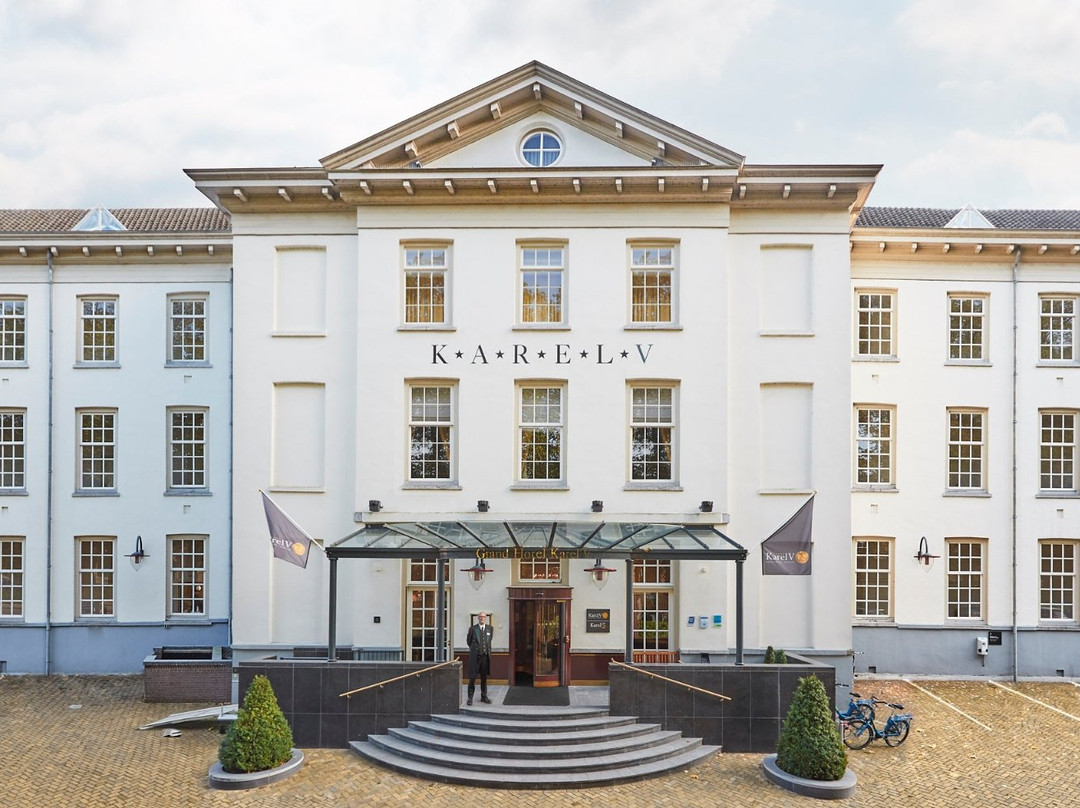 Grand Hotel Karel V主图
