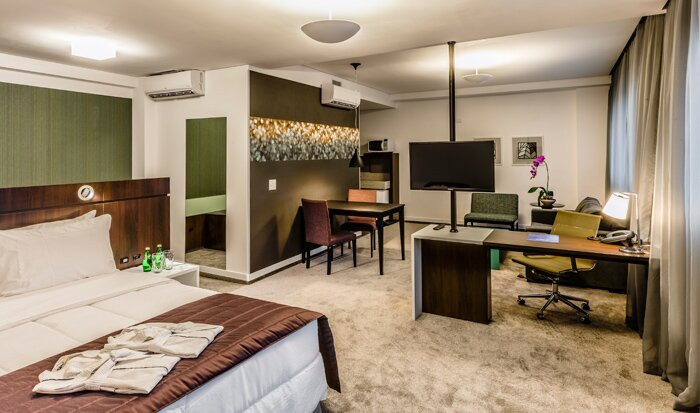 Blue Tree Premium Alphaville主图