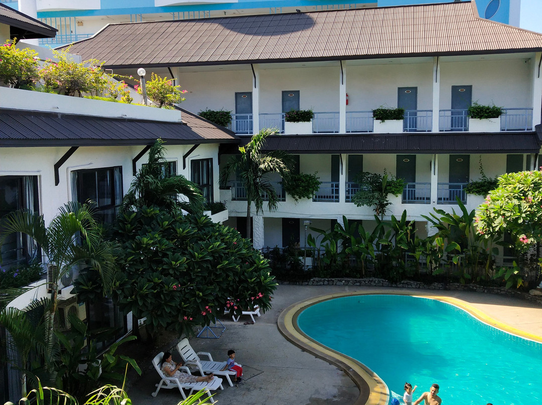 Saen Suk酒店住宿-Hotel Bangsaen Resort
