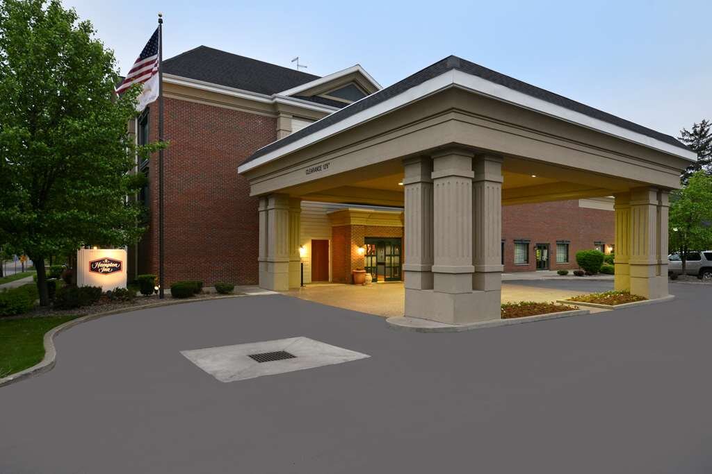 Hampton Inn East Aurora-官方