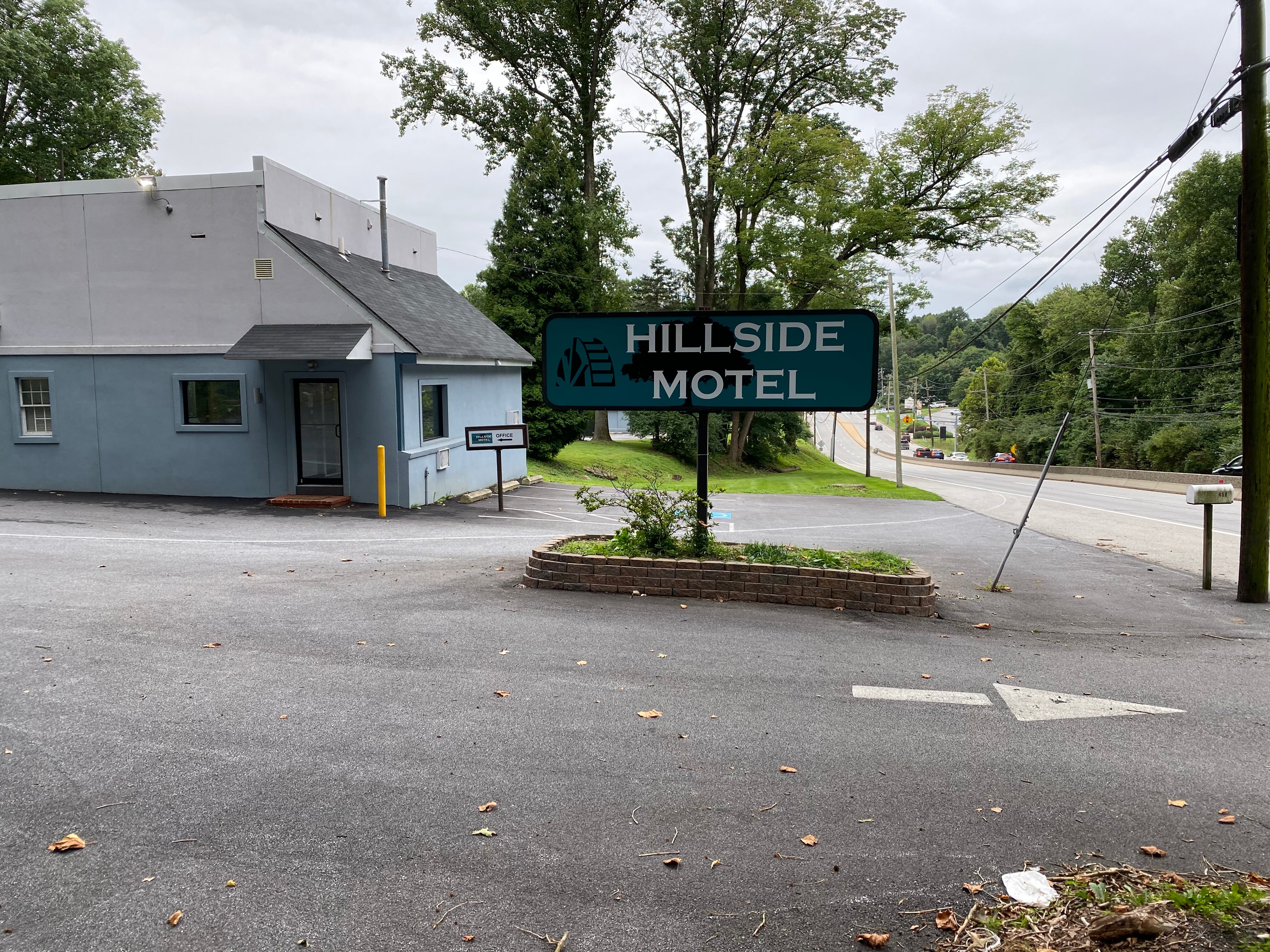 Hillside Motel-官方