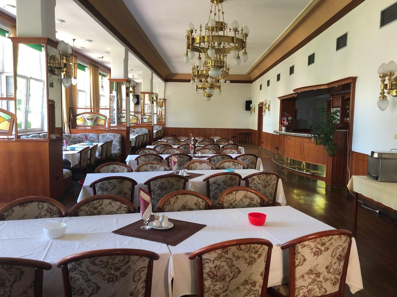 Grandhotel Prazak-餐饮
