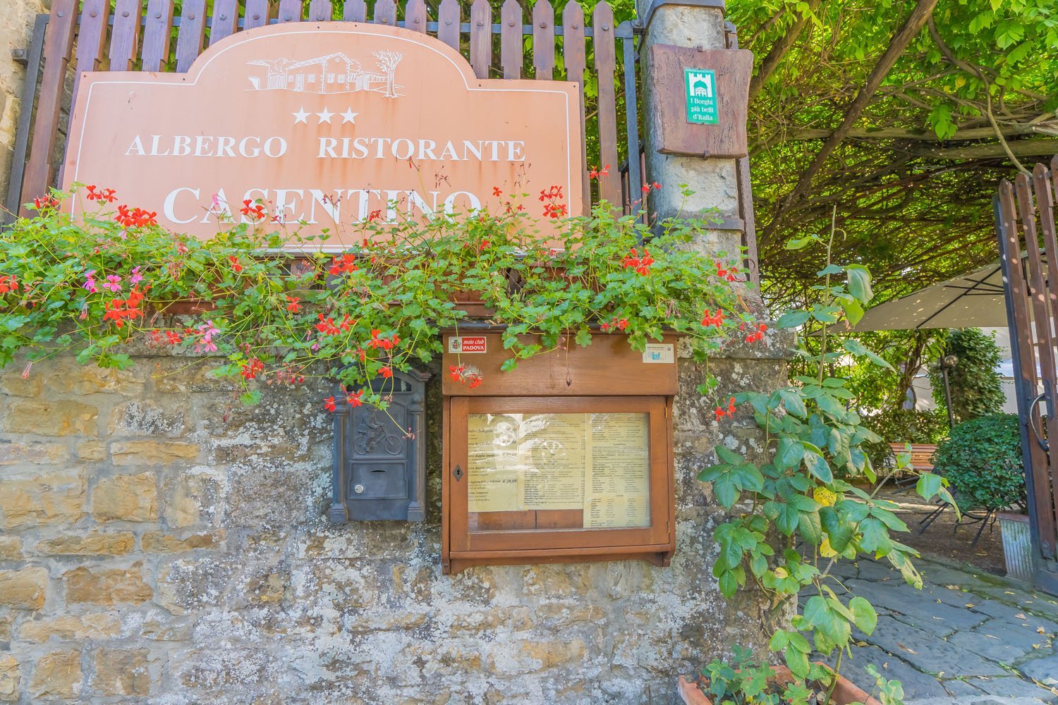 Albergo Ristorante Casentino-官方