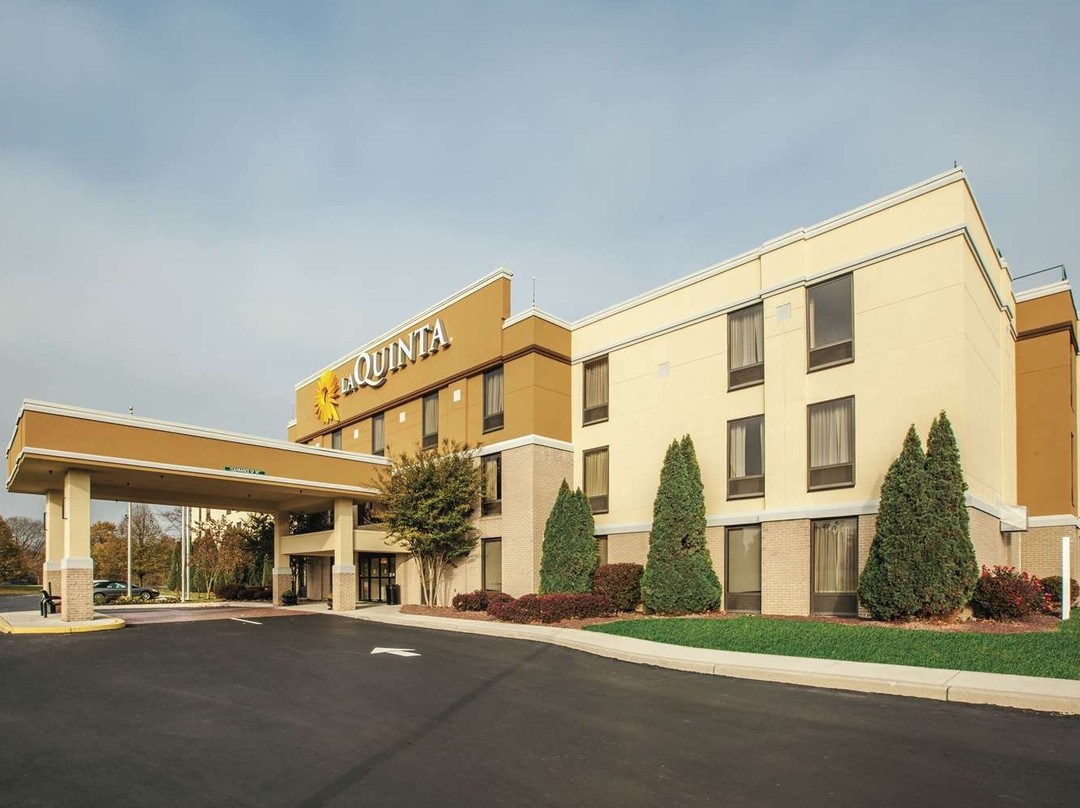 La Quinta Inn & Suites by Wyndham Mechanicsburg - Harrisburg主图
