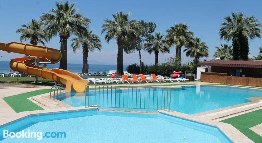 Bluemare Beach Hotel