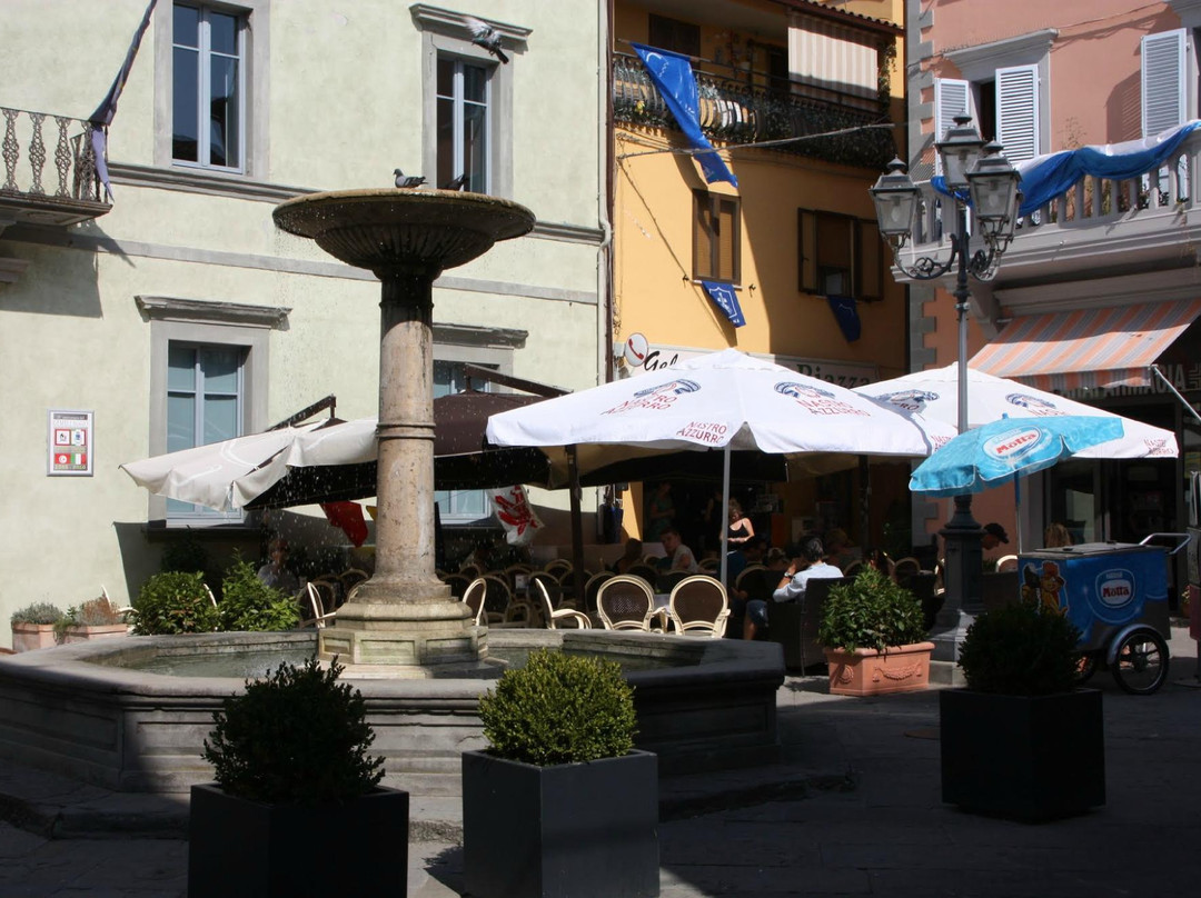 Bar La Piazza景点图片