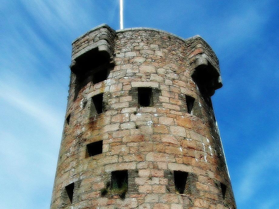 Grouville旅游景点-Le Hocq Tower