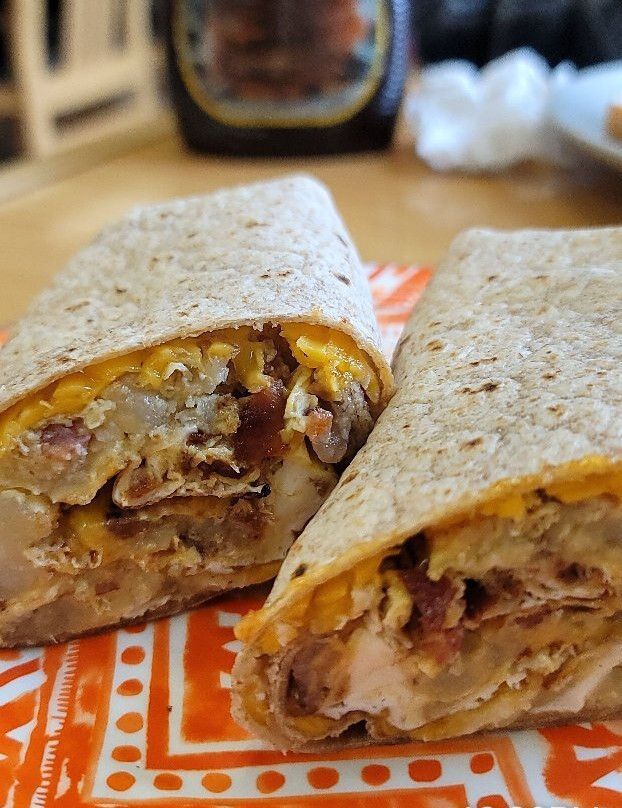 Full Moon Deli & Bakery