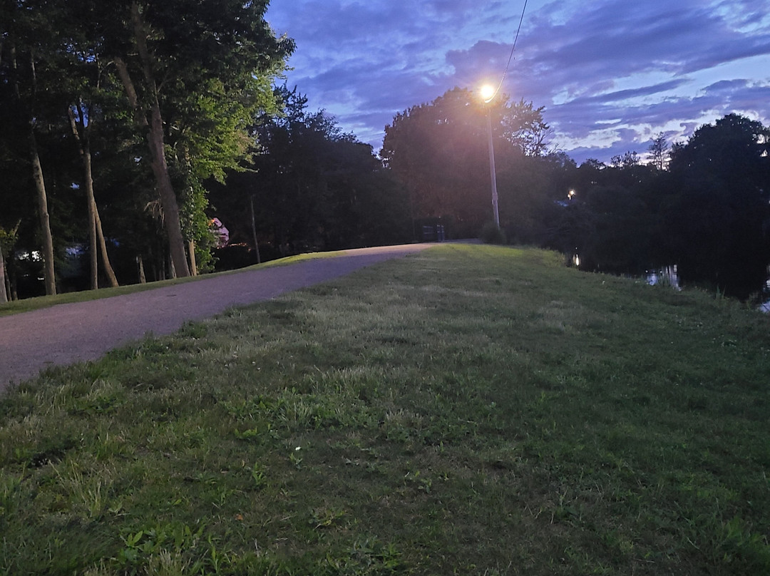 Fulton Pond and Park-曼斯费尔德必去景点