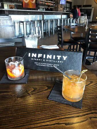 Infinity Beverages Winery & Distillery-欧克雷尔必去景点