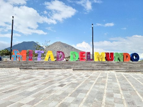 Mitad del Mundo-皮钦查省 圣安东尼奥镇必去景点